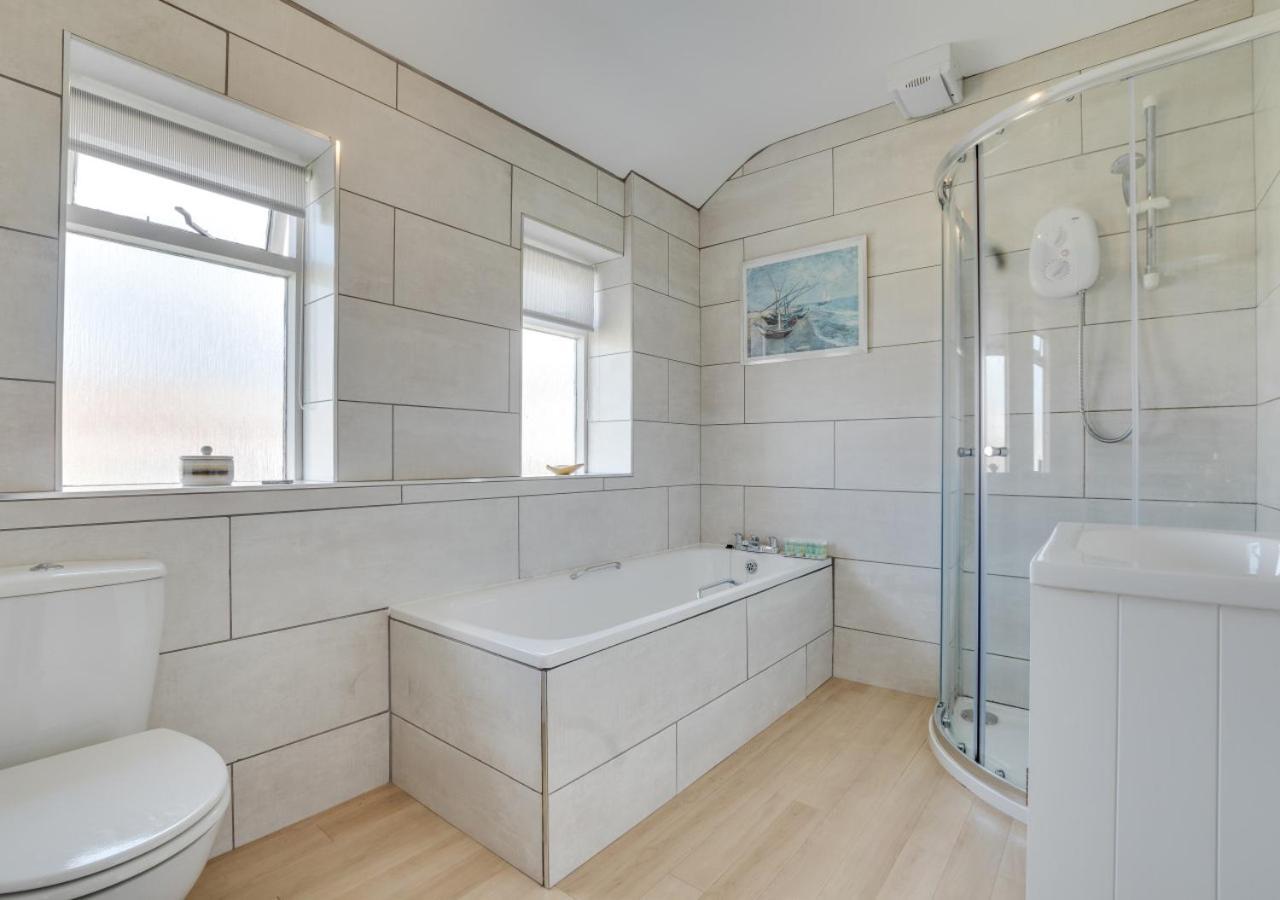 Porthole Cottage Beadnell Exterior photo